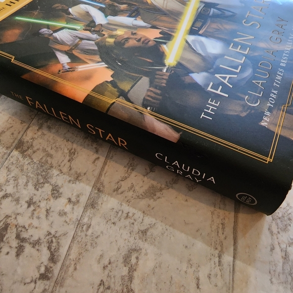 Star Wars High Republic: The Fallen Star hardback book with exclusive poster - Picture 11 of 15